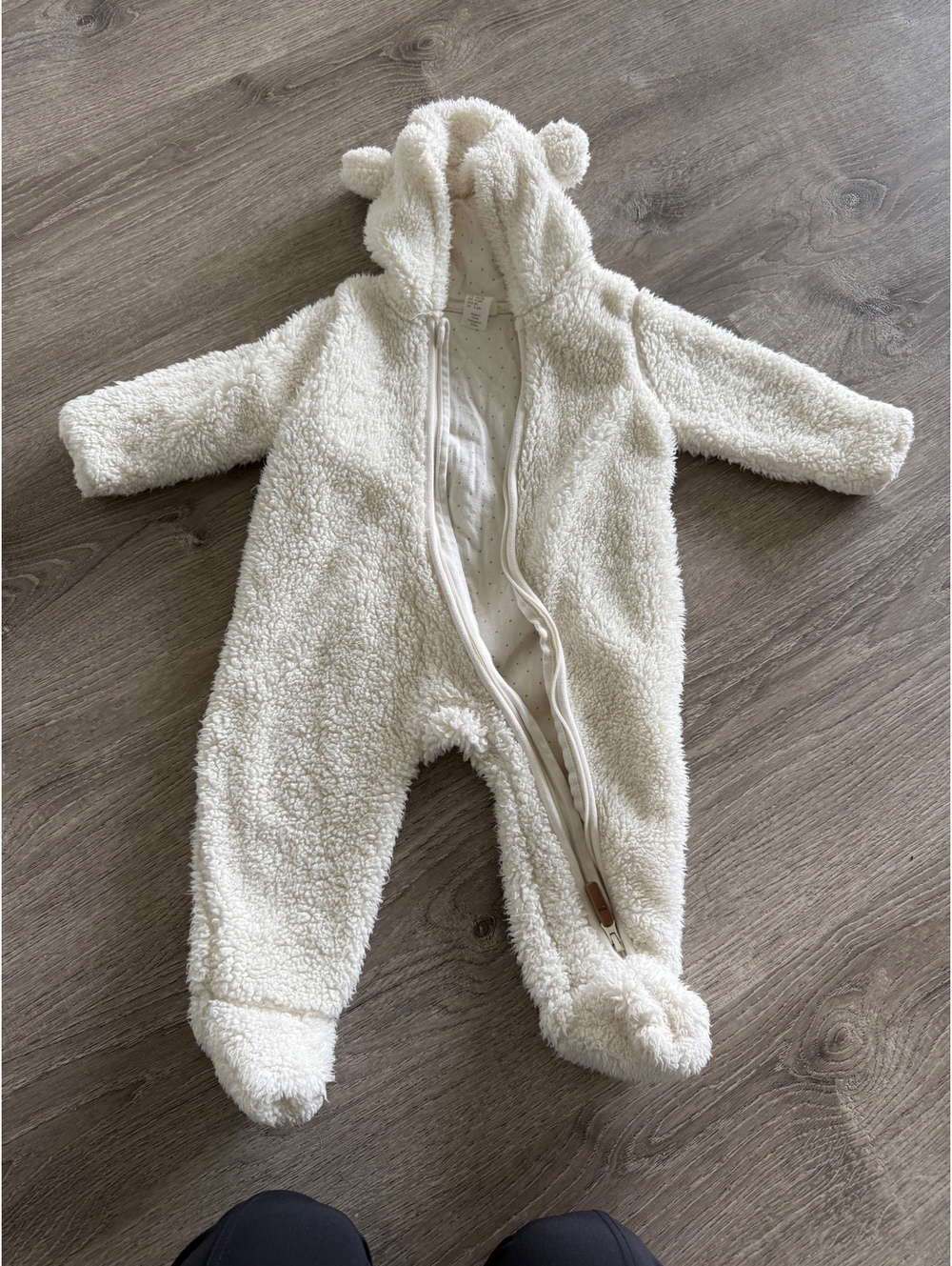 H&M cream sherpa hooded bunting suit, 6 months